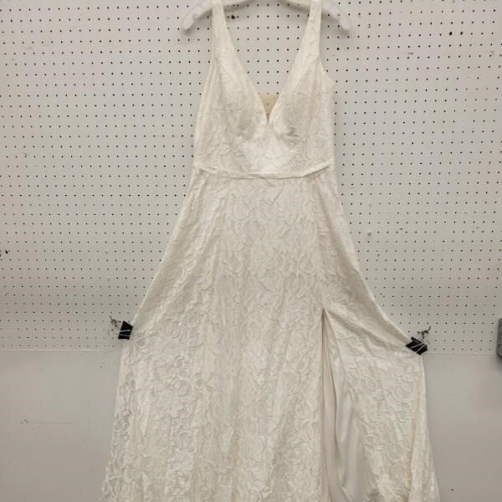 NWT DB Ivory wedding dress, square back allover stretch lace sweetheart size 14 - Picture 4 of 11
